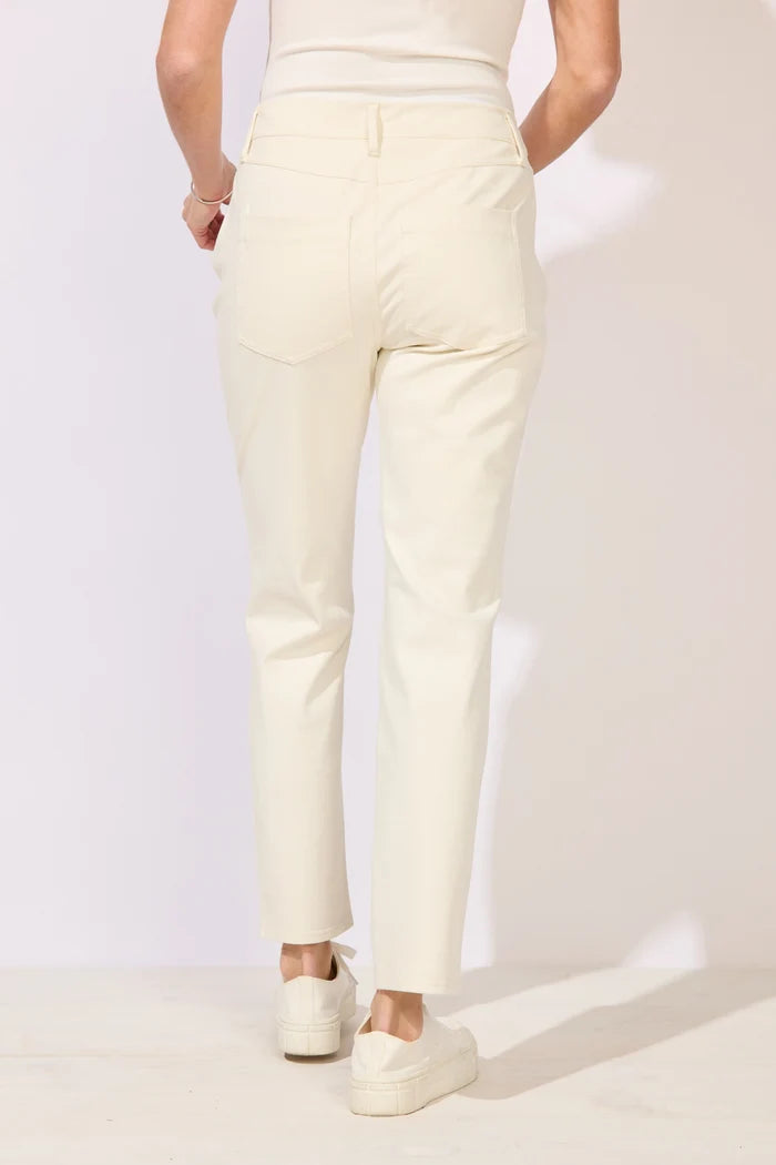 Comfort Knit Straight Jean