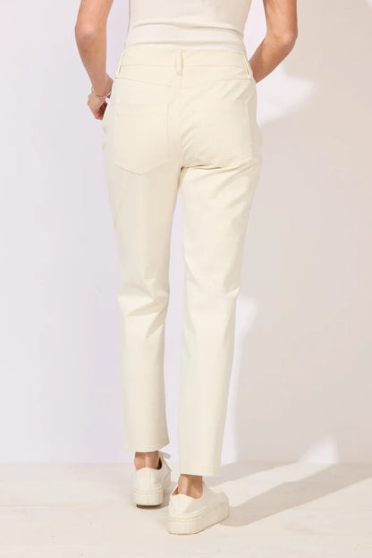 Comfort Knit Straight Jean