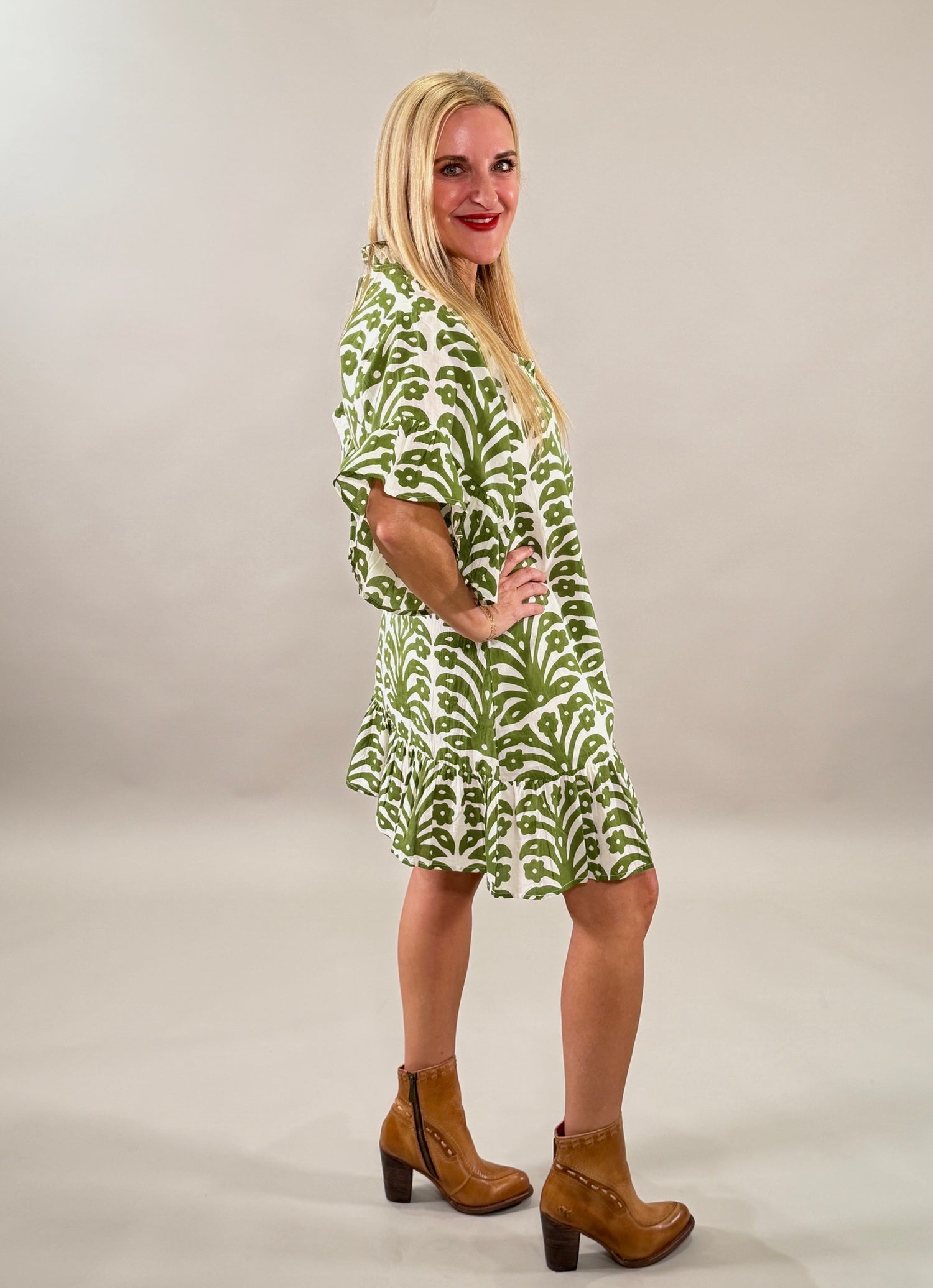 Botanical Breezy Mini