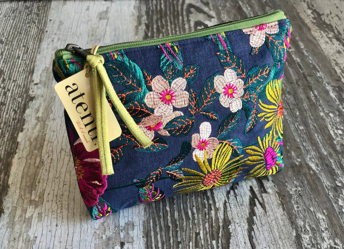 Floral Embroidery Zipper Accessories Pouch