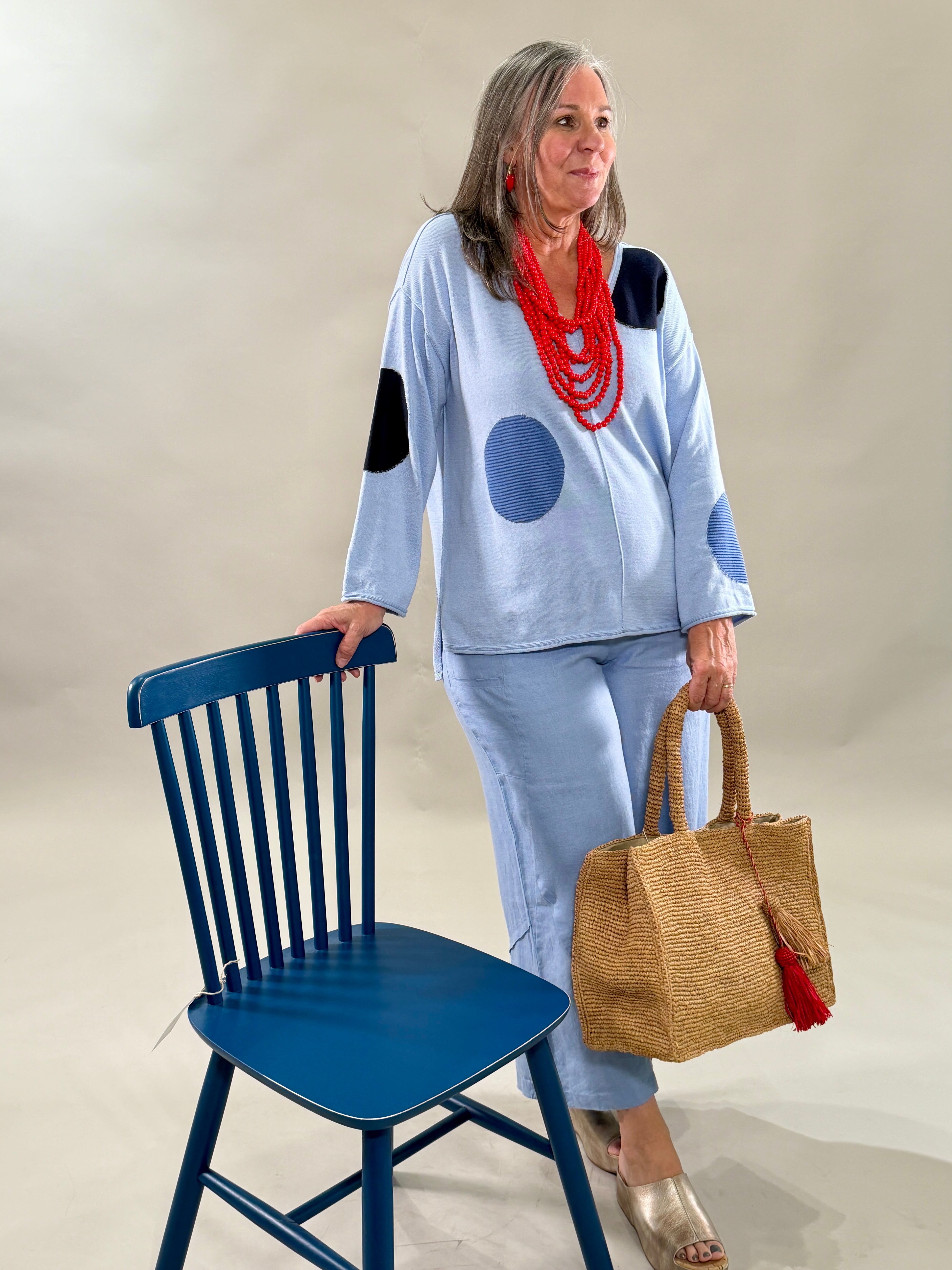 Full Circle Dot V Neck