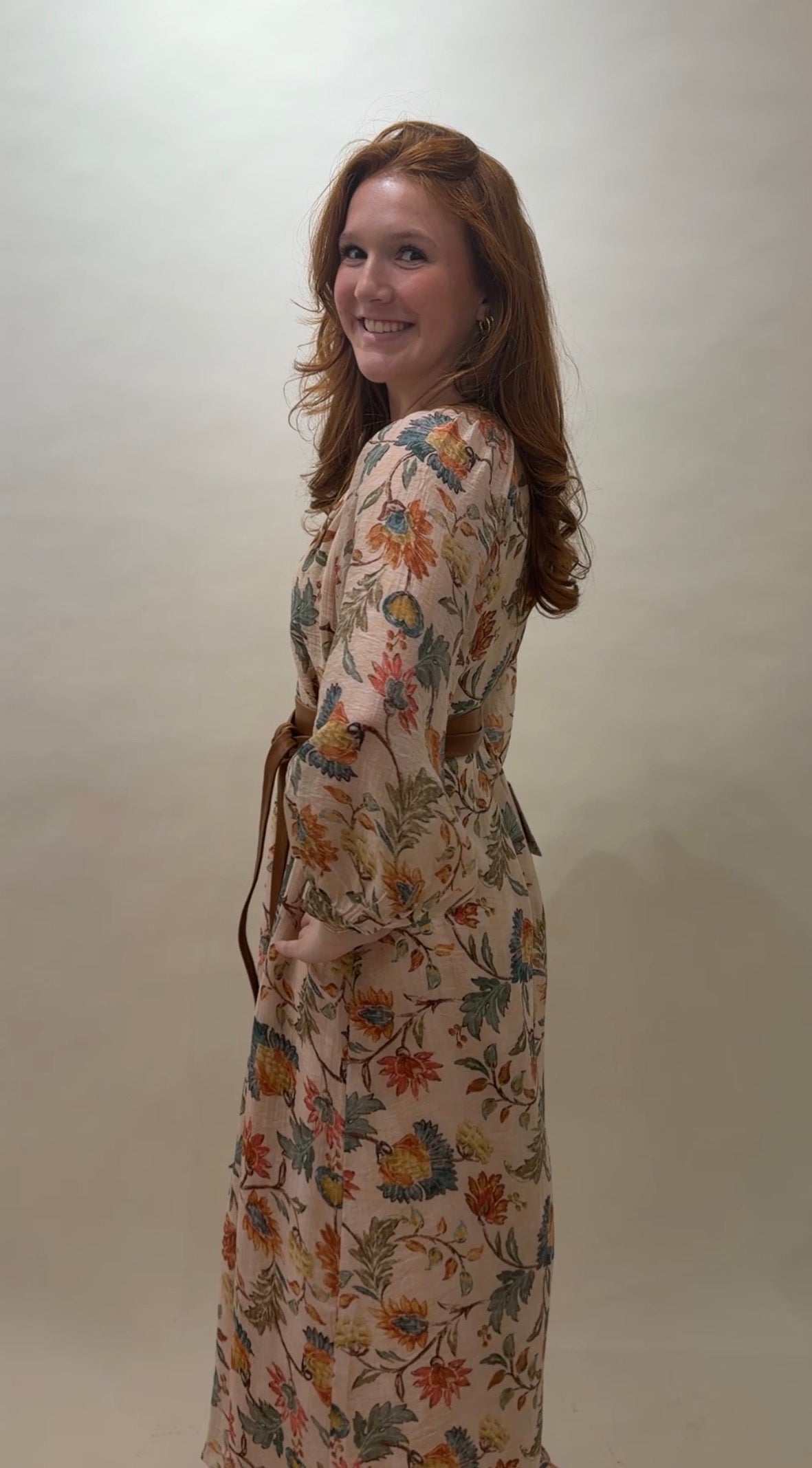 Airy Boho V-Neck Floral Maxi Dress