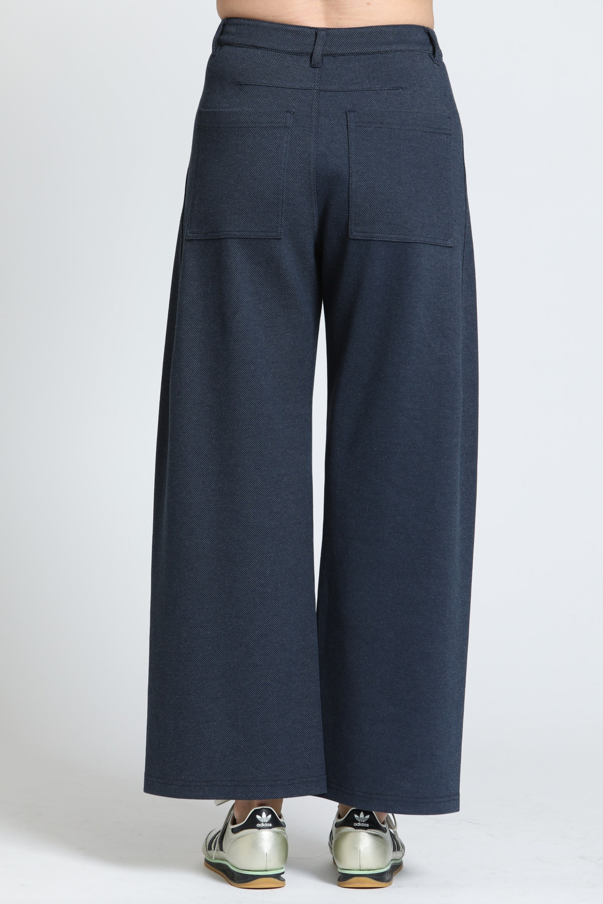 Knit Barrel Leg Pant