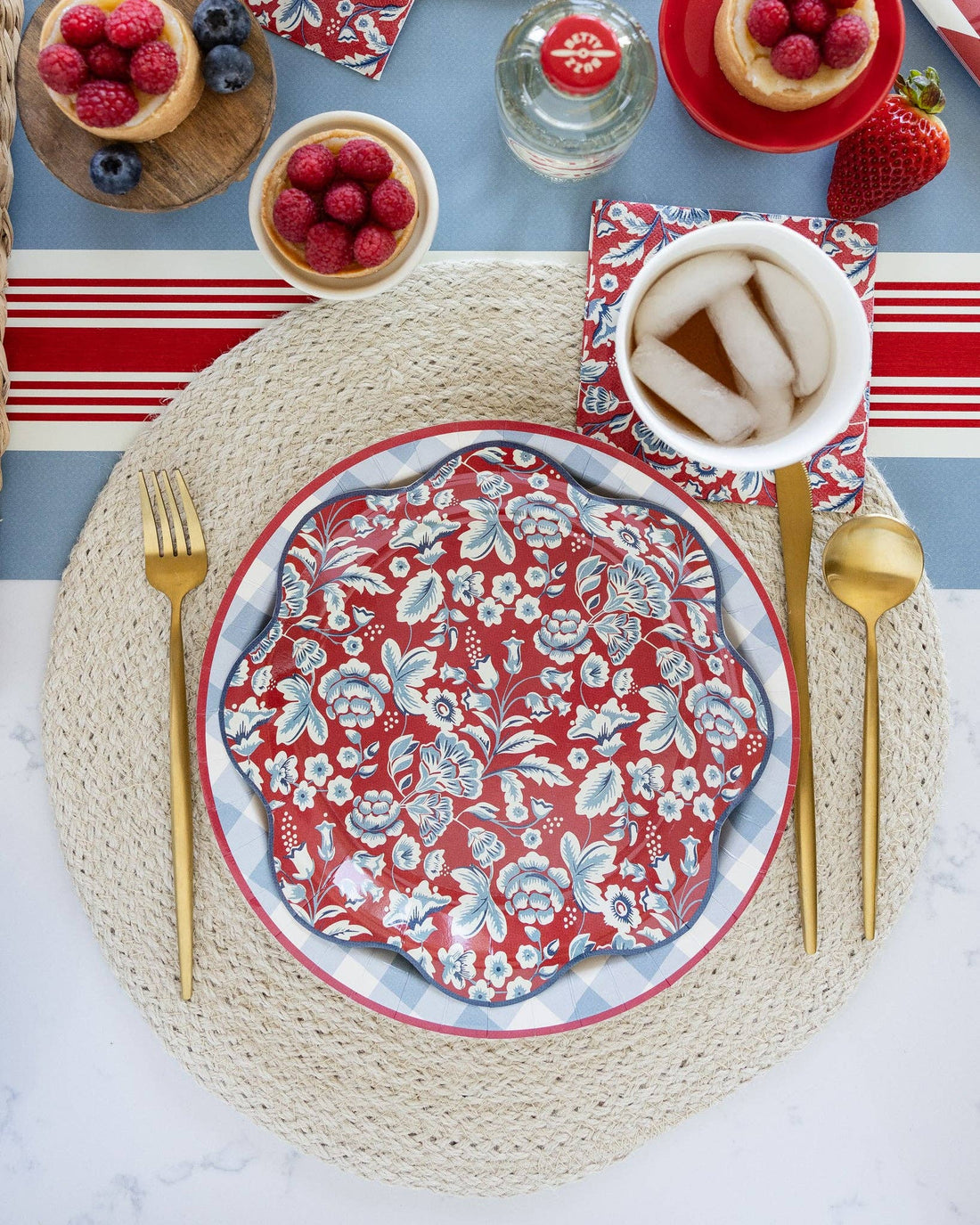 Hamptons Floral Wave Paper Plate