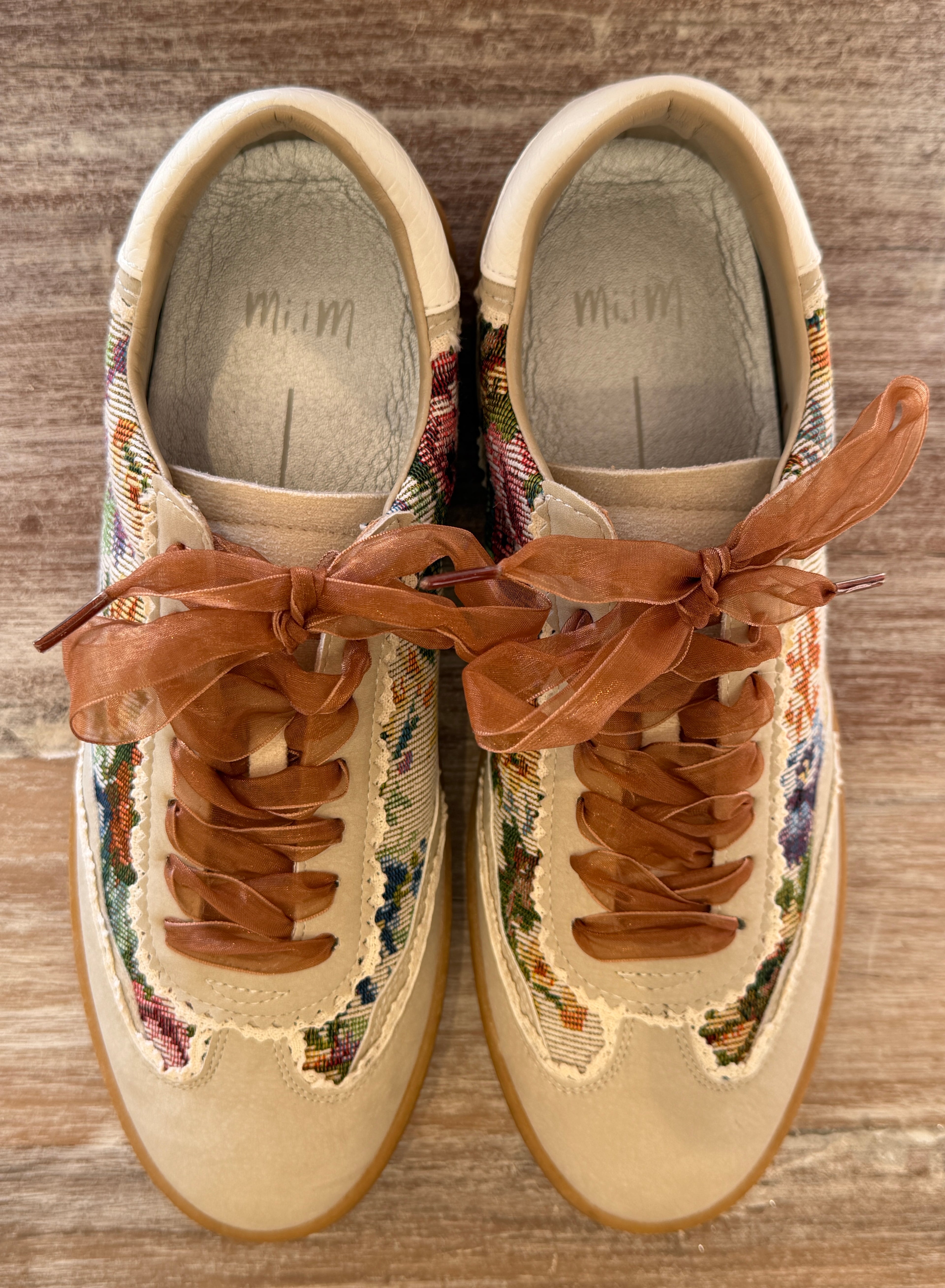 Vintage Floral Tapestry Sneaker