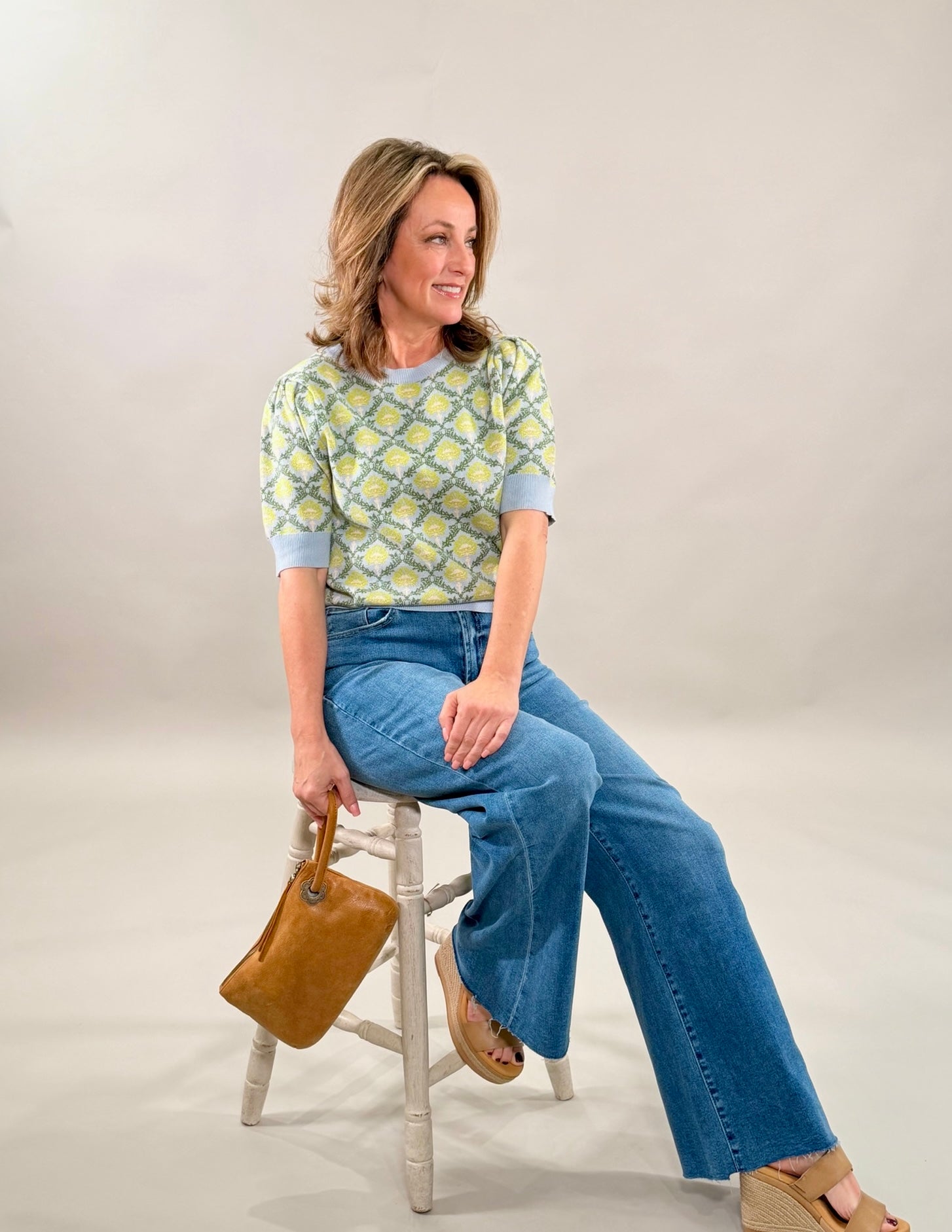 Floral Pattern Short Sleeve Sweater