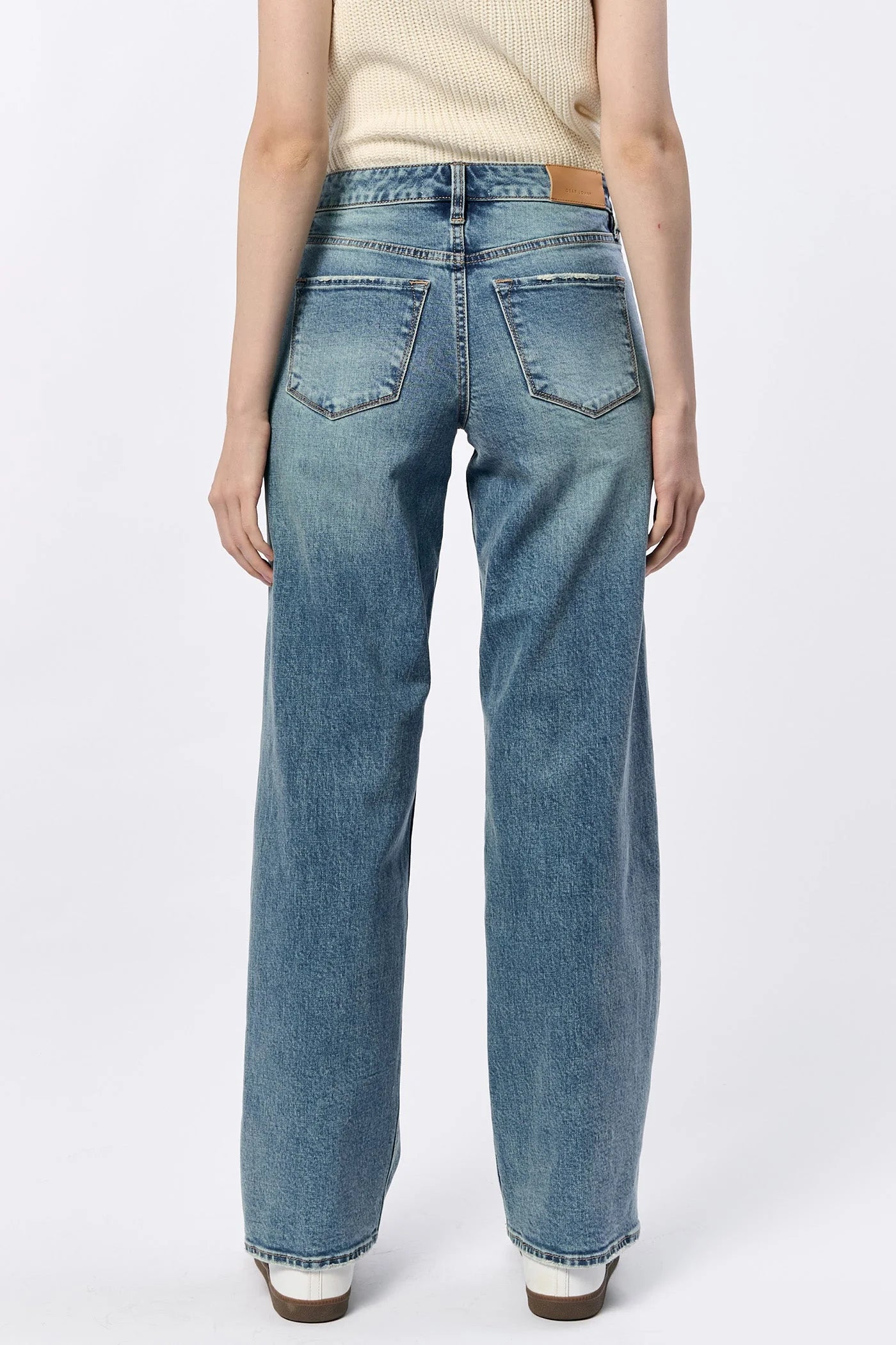 Comfy High-Rise Straight Leg Jean | Dear John Taylor