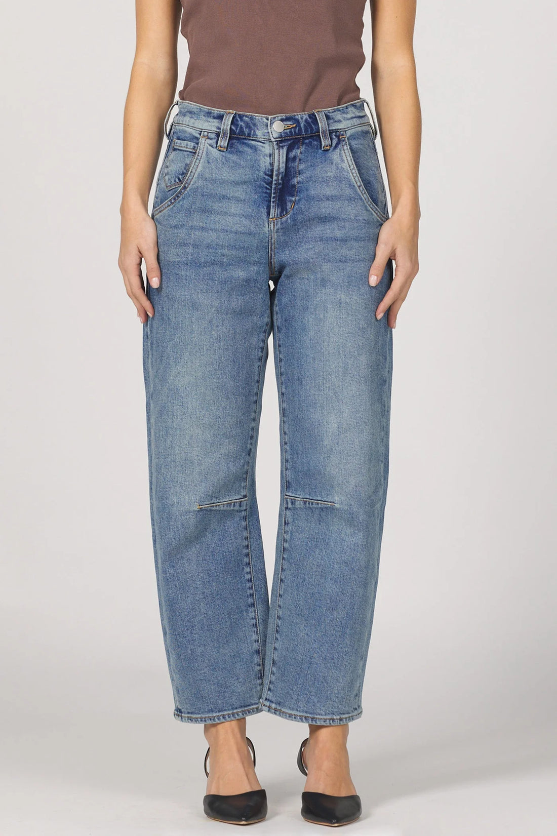 The Relaxed Barrel-Fit Jean | Lasso