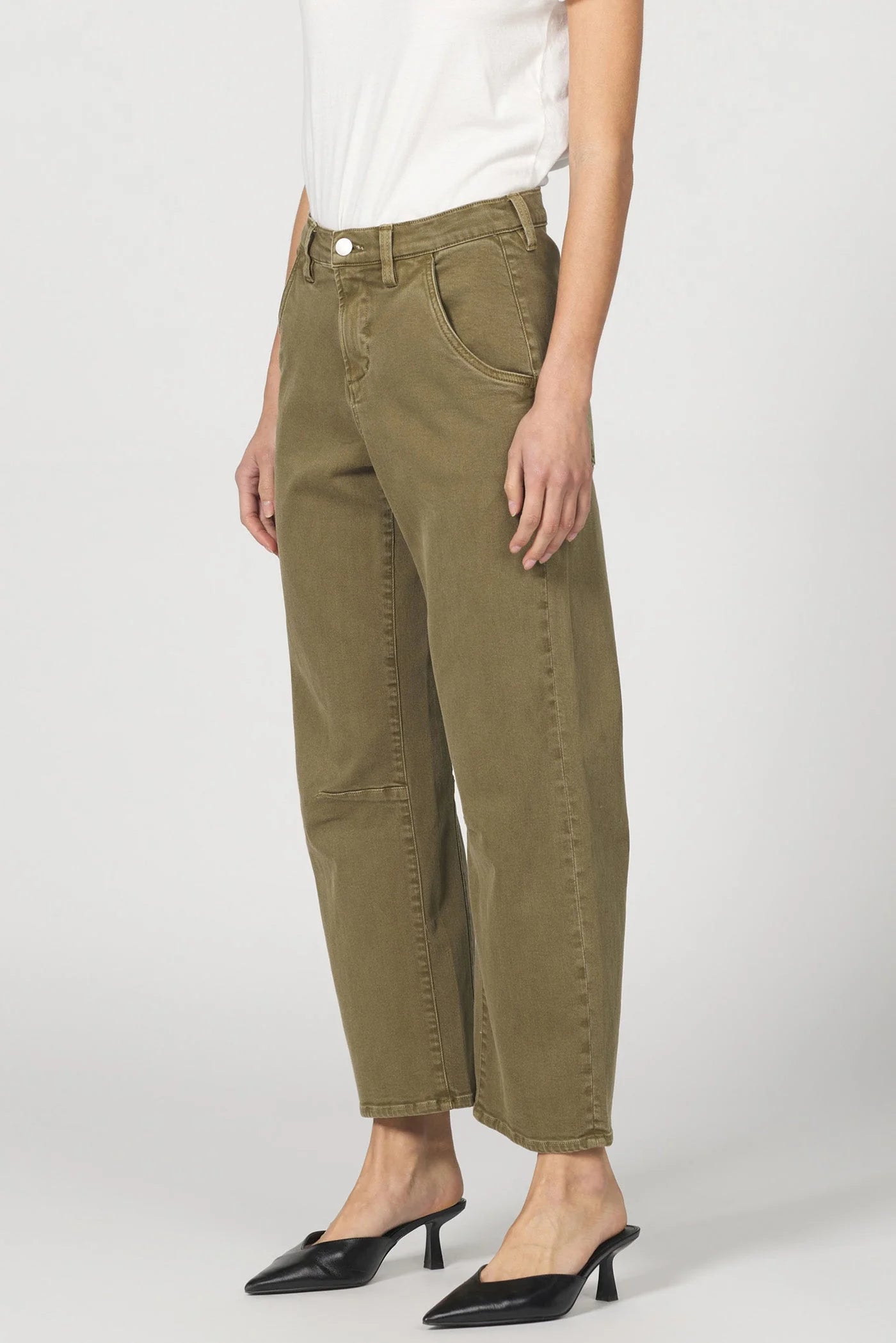 The Relaxed Barrel-Fit Jean | Lasso