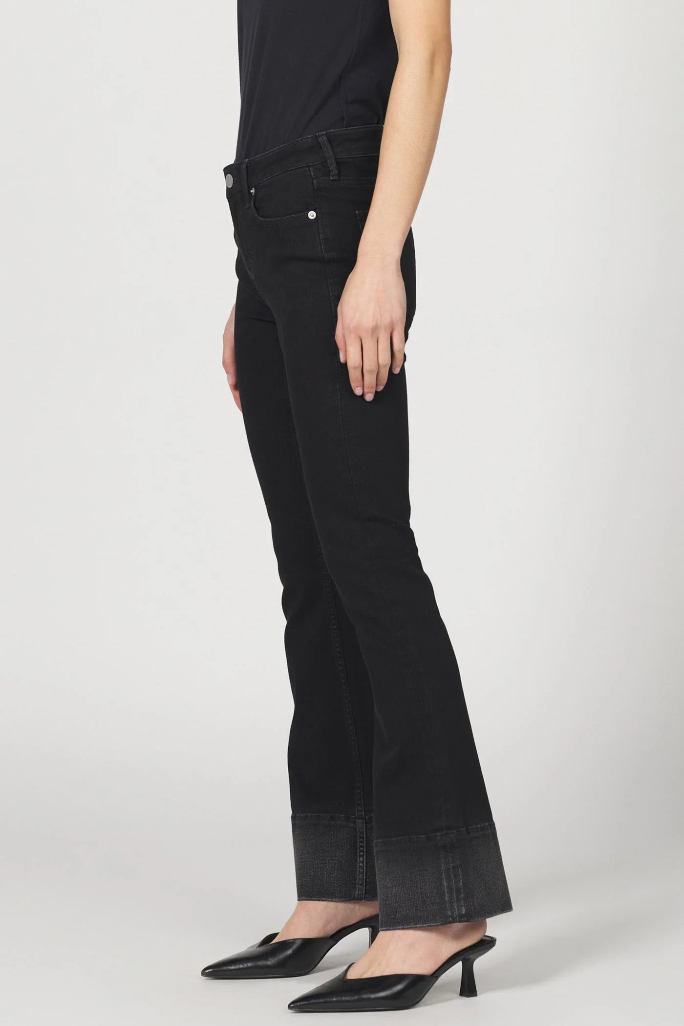 The Perfect Mid-Rise Flare Jean | Jaxtyn