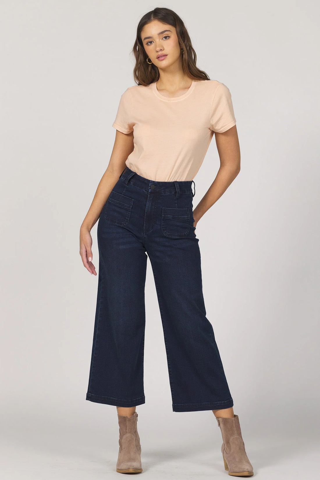 &quot;Audrey&quot; Cropped Jean