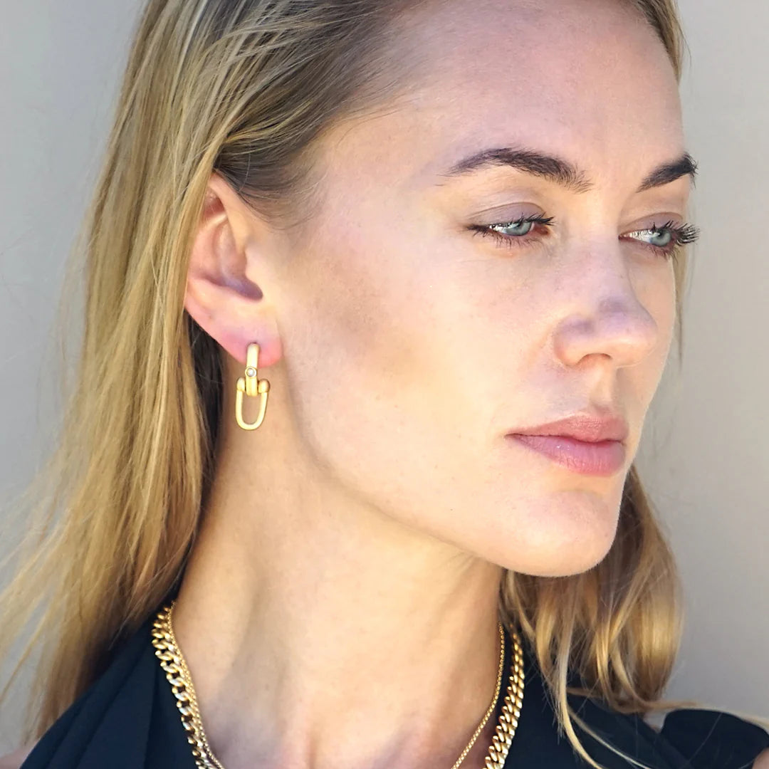 Gold Broni Horseshoe Earrings