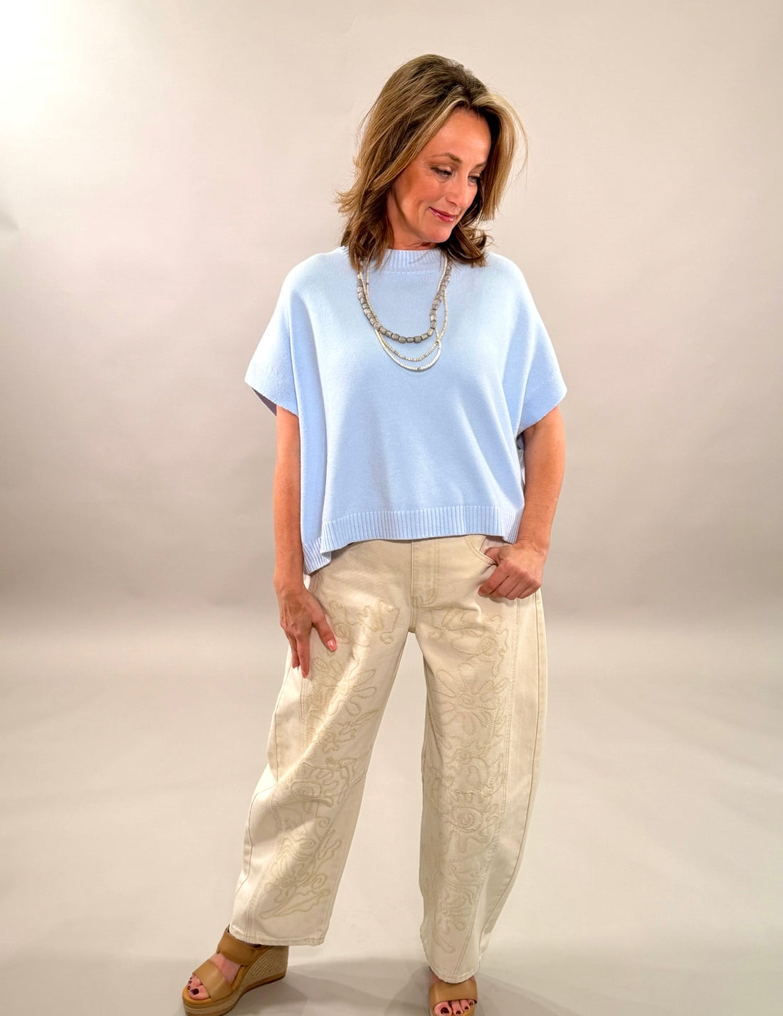 Embroidered Detail Cotton Barrel Pants