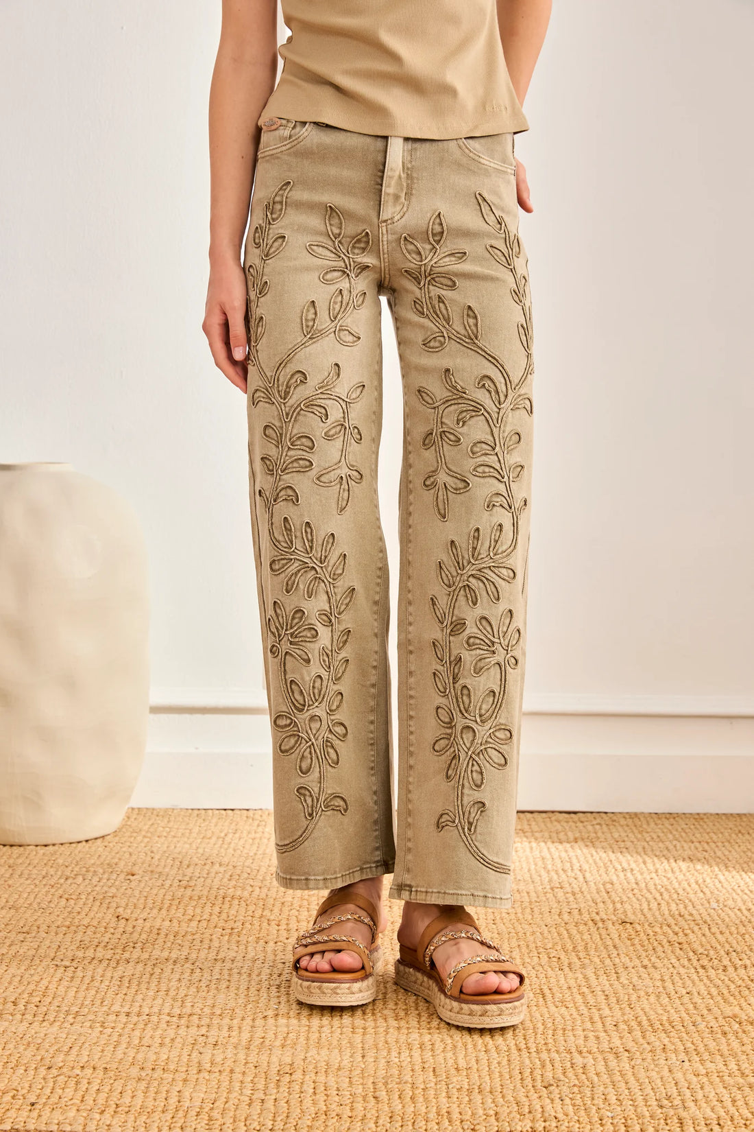 Straight Leg Embroidered Pant