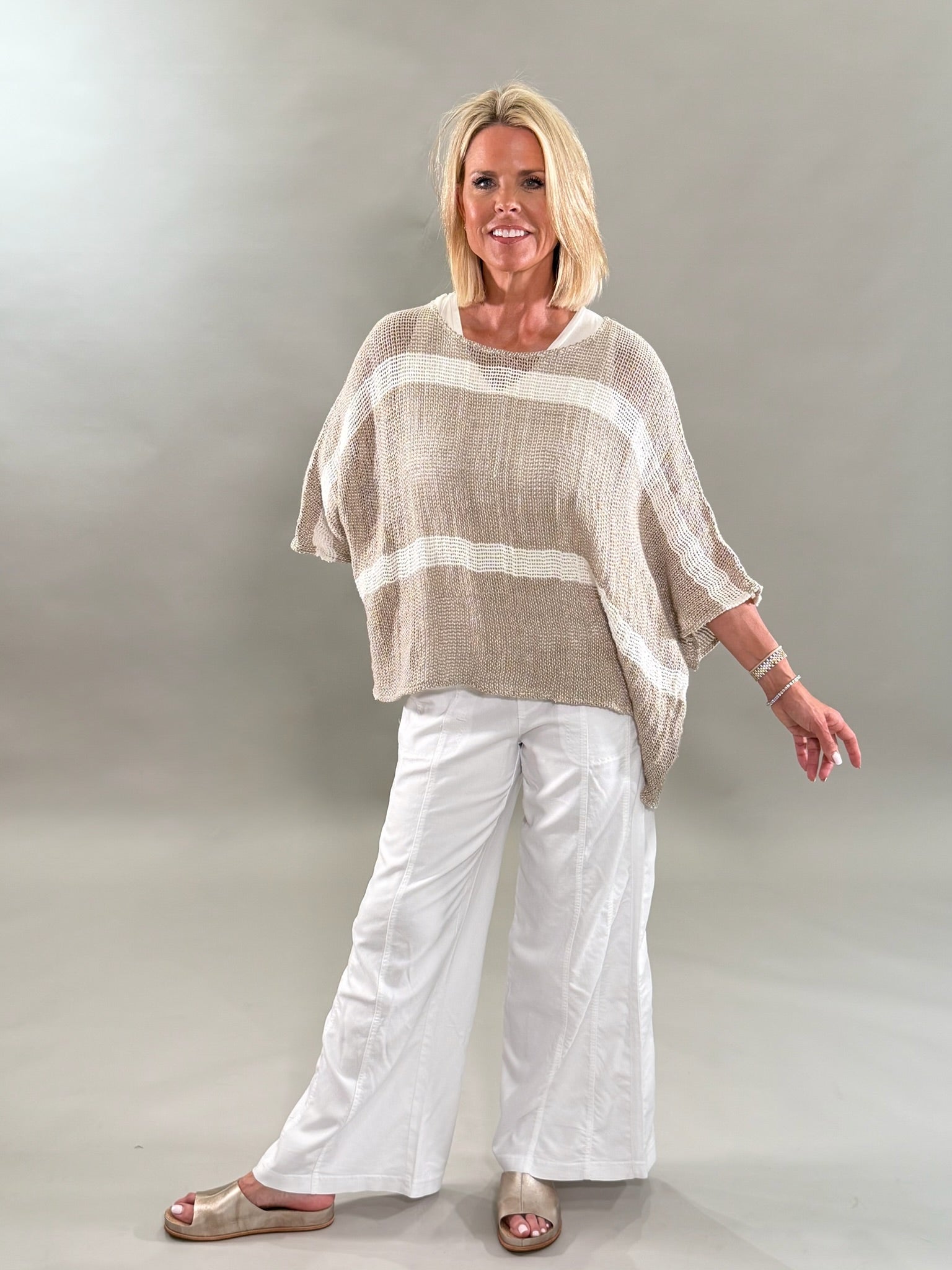 Sunny Days Linen-Blend Top