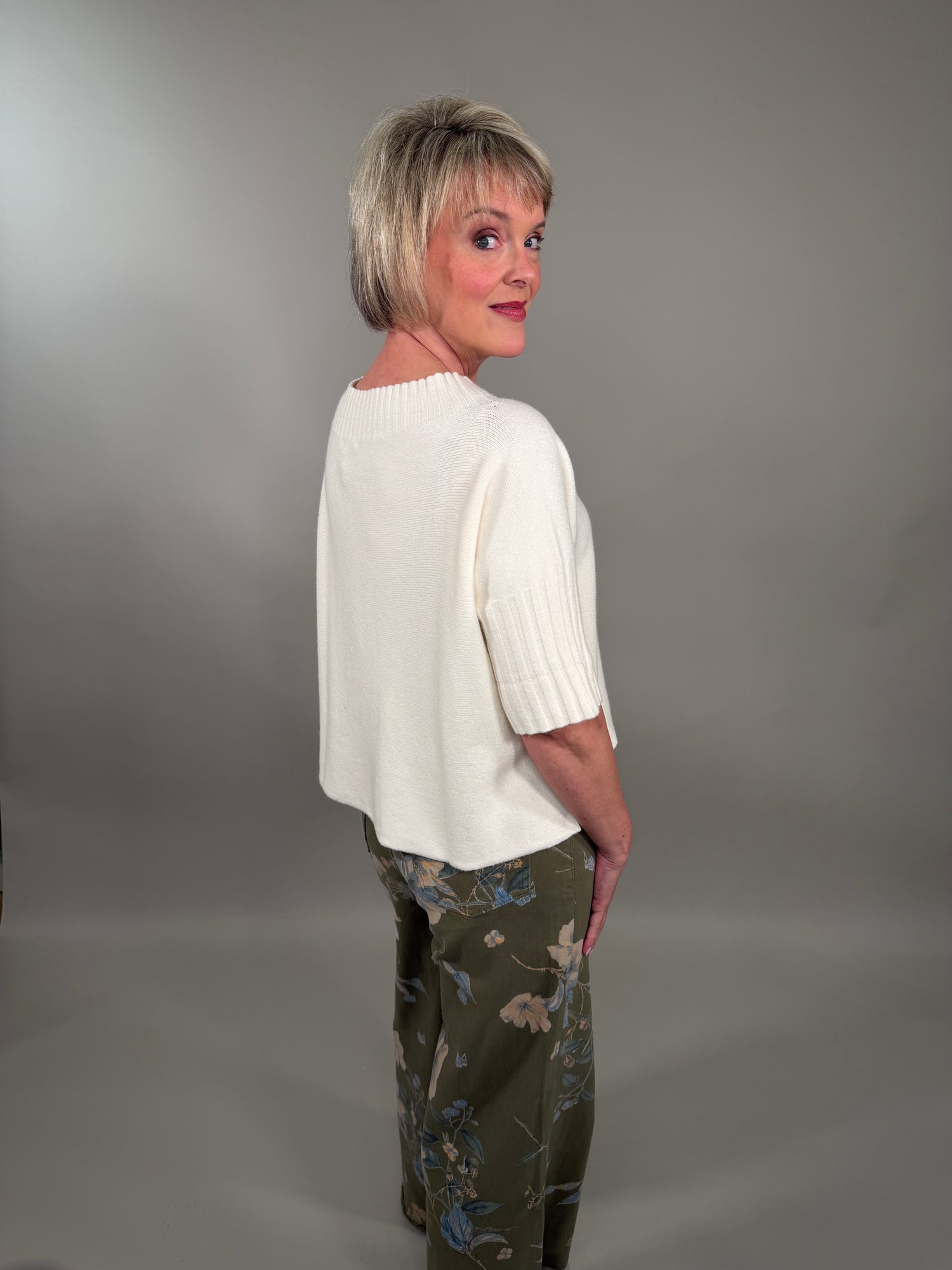 Italian Crew Neck Sweater Knit Top