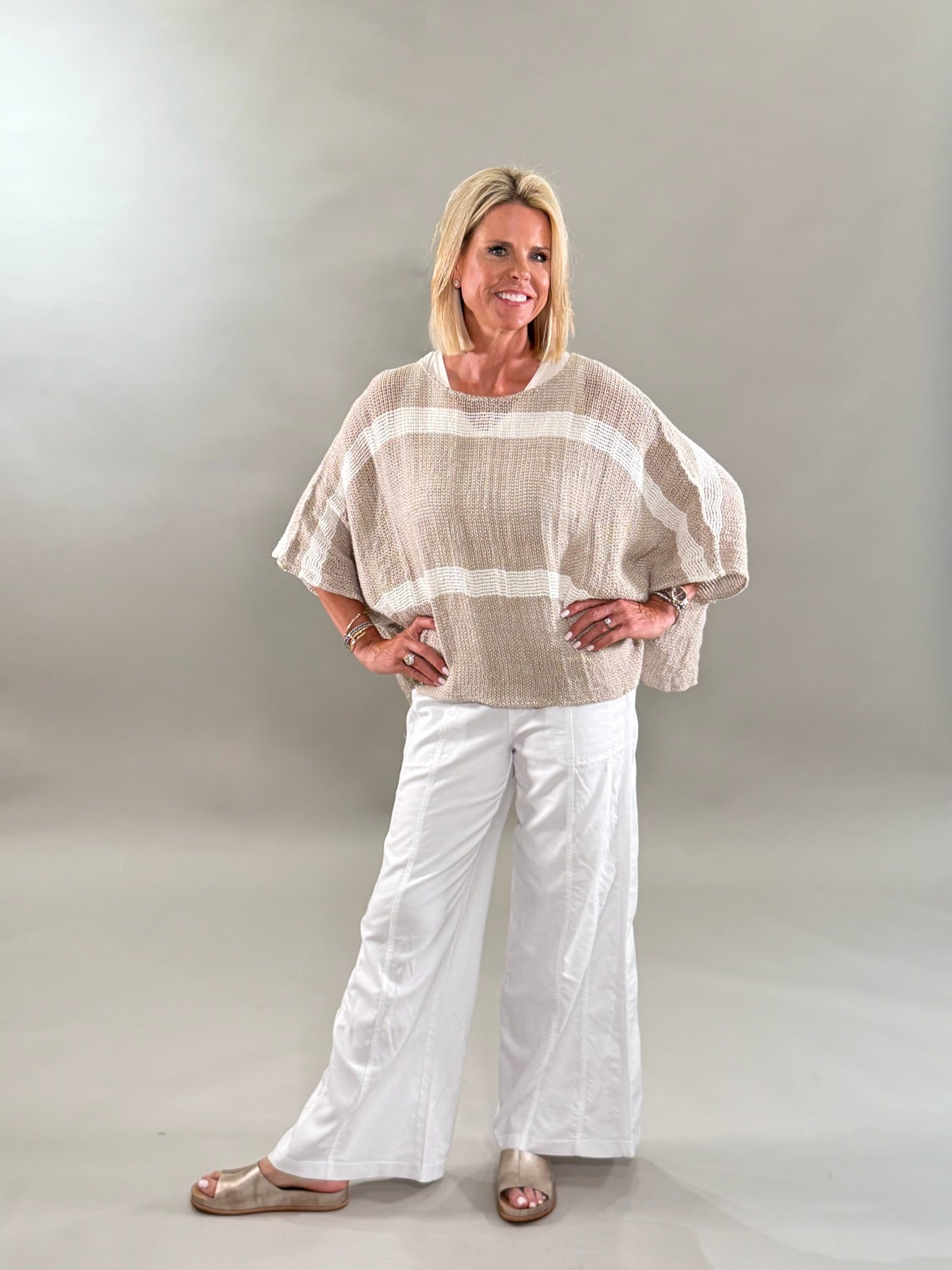Sunny Days Linen-Blend Top