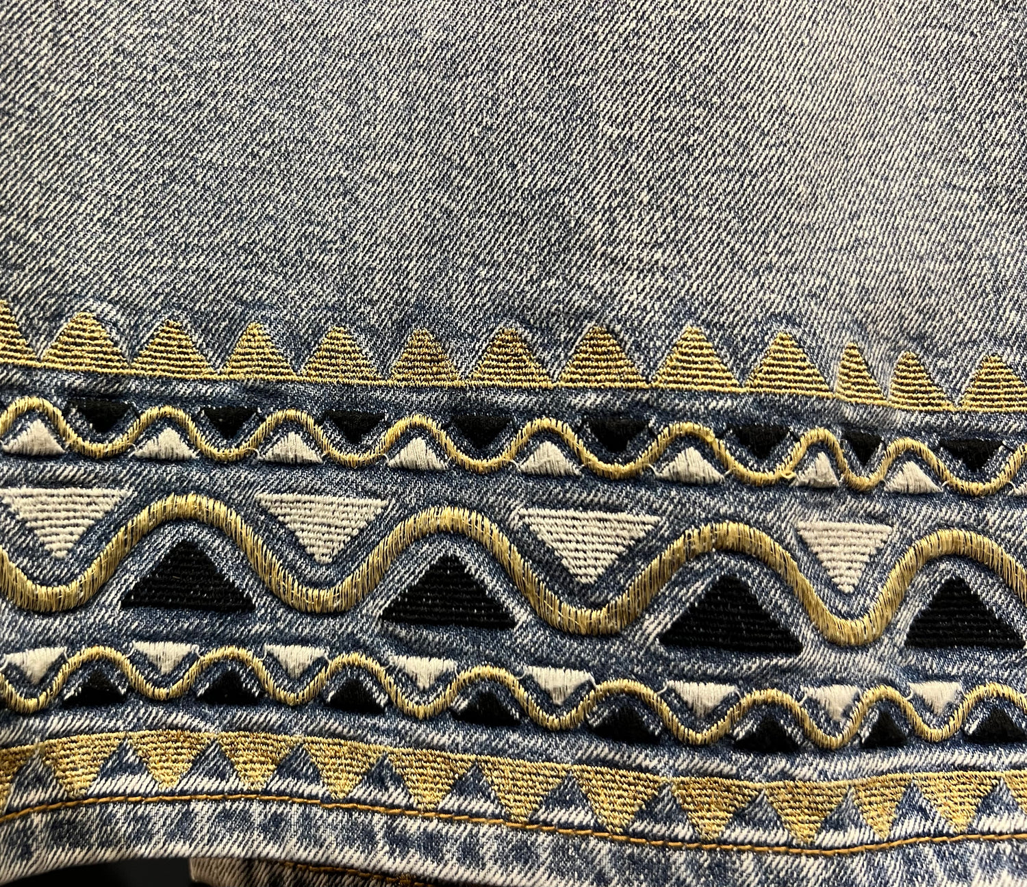 Embroidered Statement Jeans