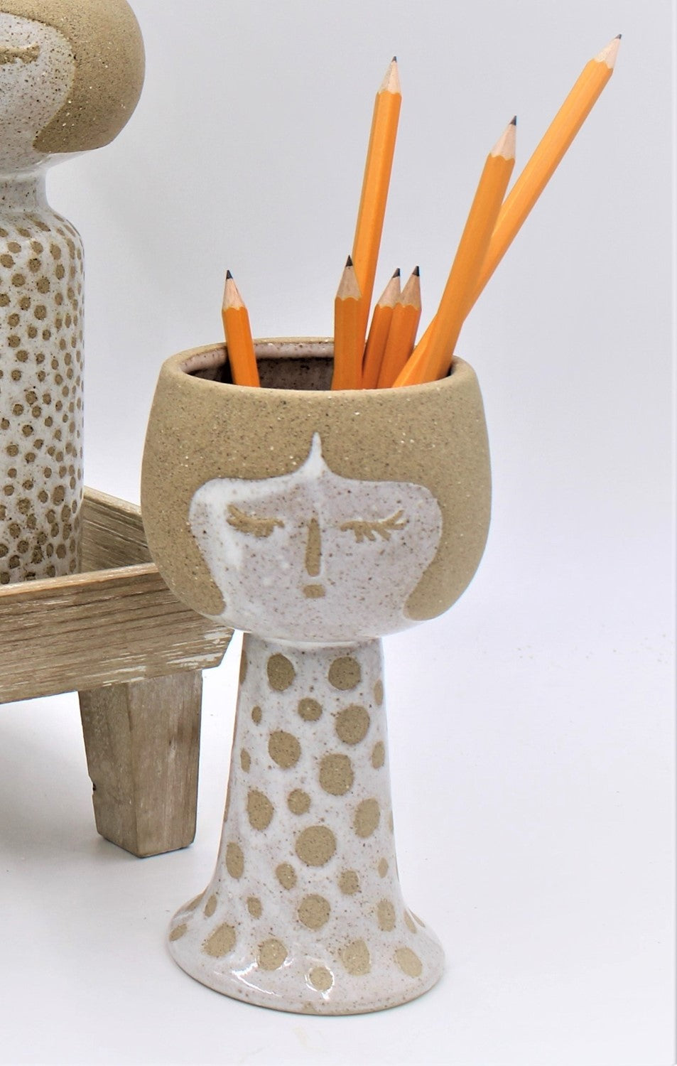 4x7" Ceramic Face Vase, Natural White