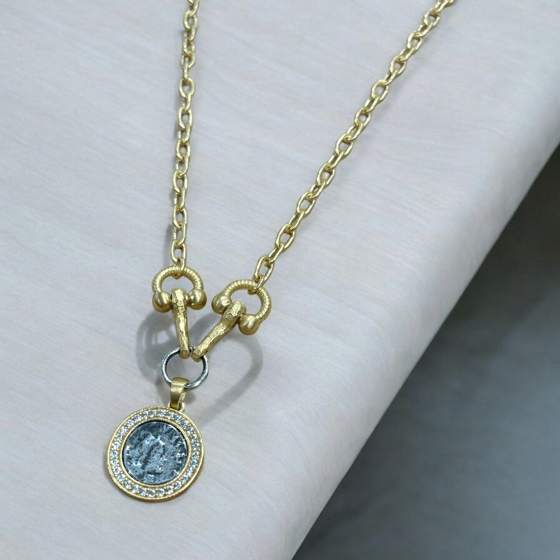 Gold Layla Horsebit Necklace 16-18”