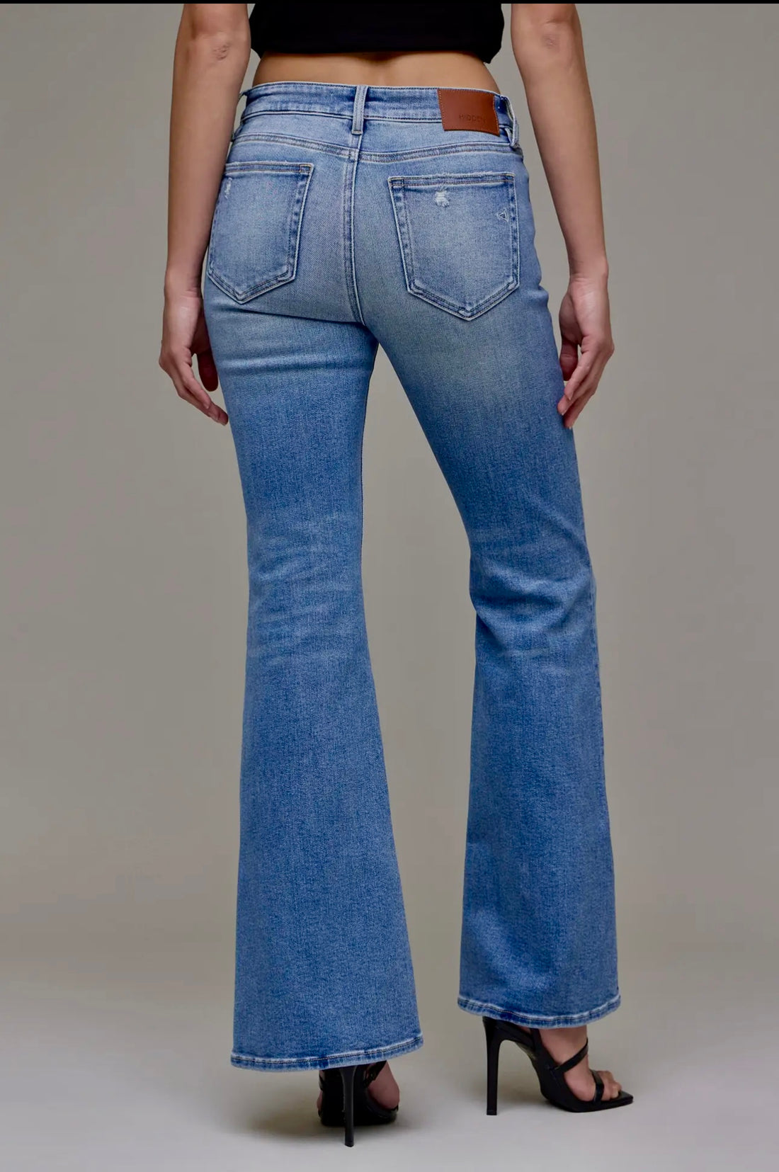 Mid Rise Happi Basic Flare Jean