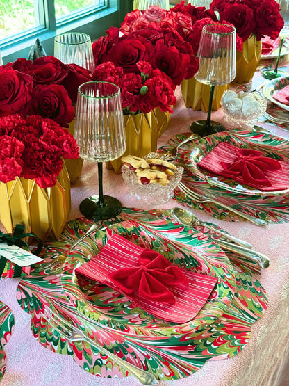 Marble Scalloped Paper Placements