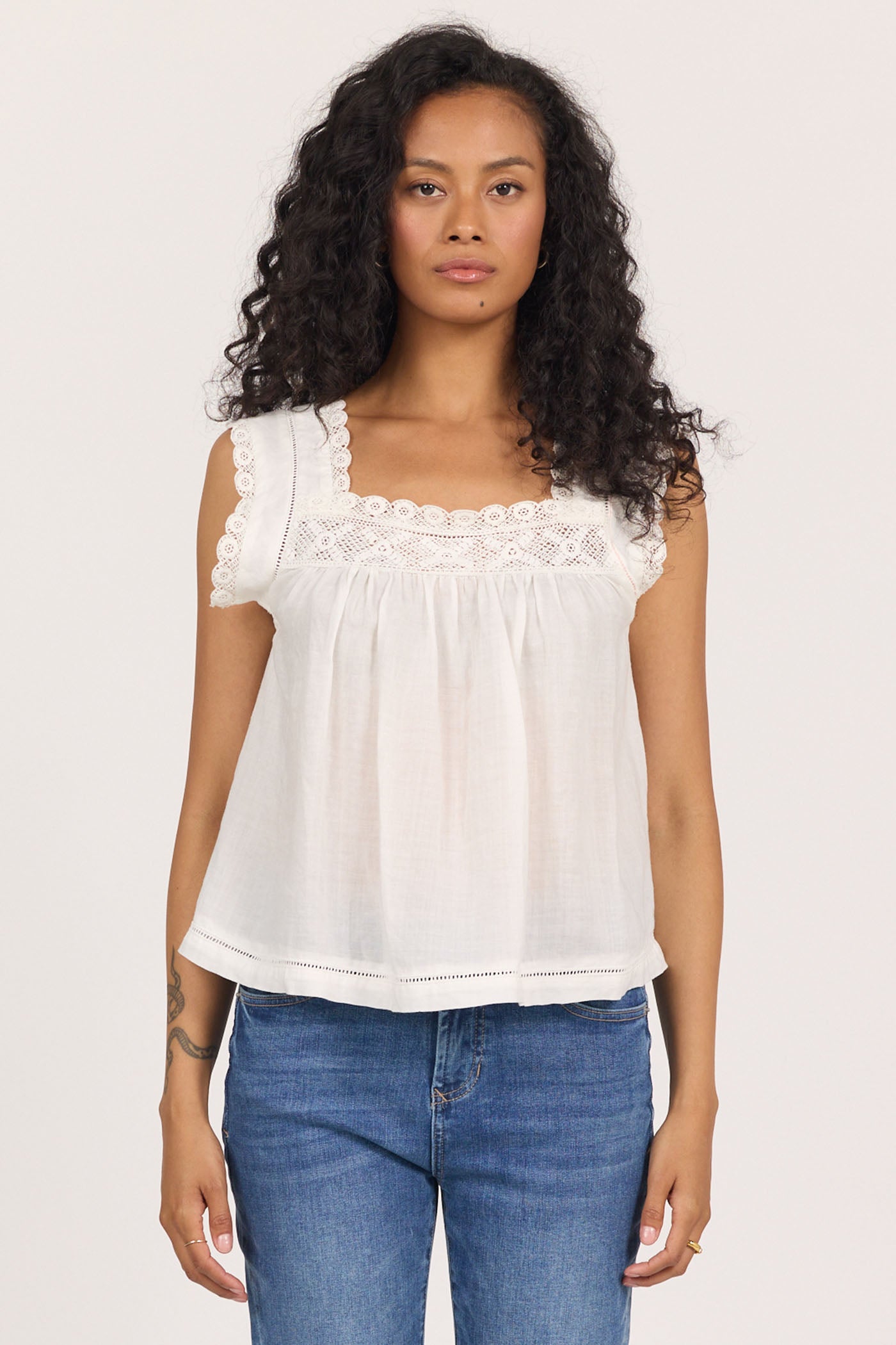 Lace-Trim Tank | Dear John Una