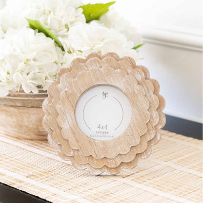 17033 - 8x8 round scallop photo frame (4x4) Home Decor 12067