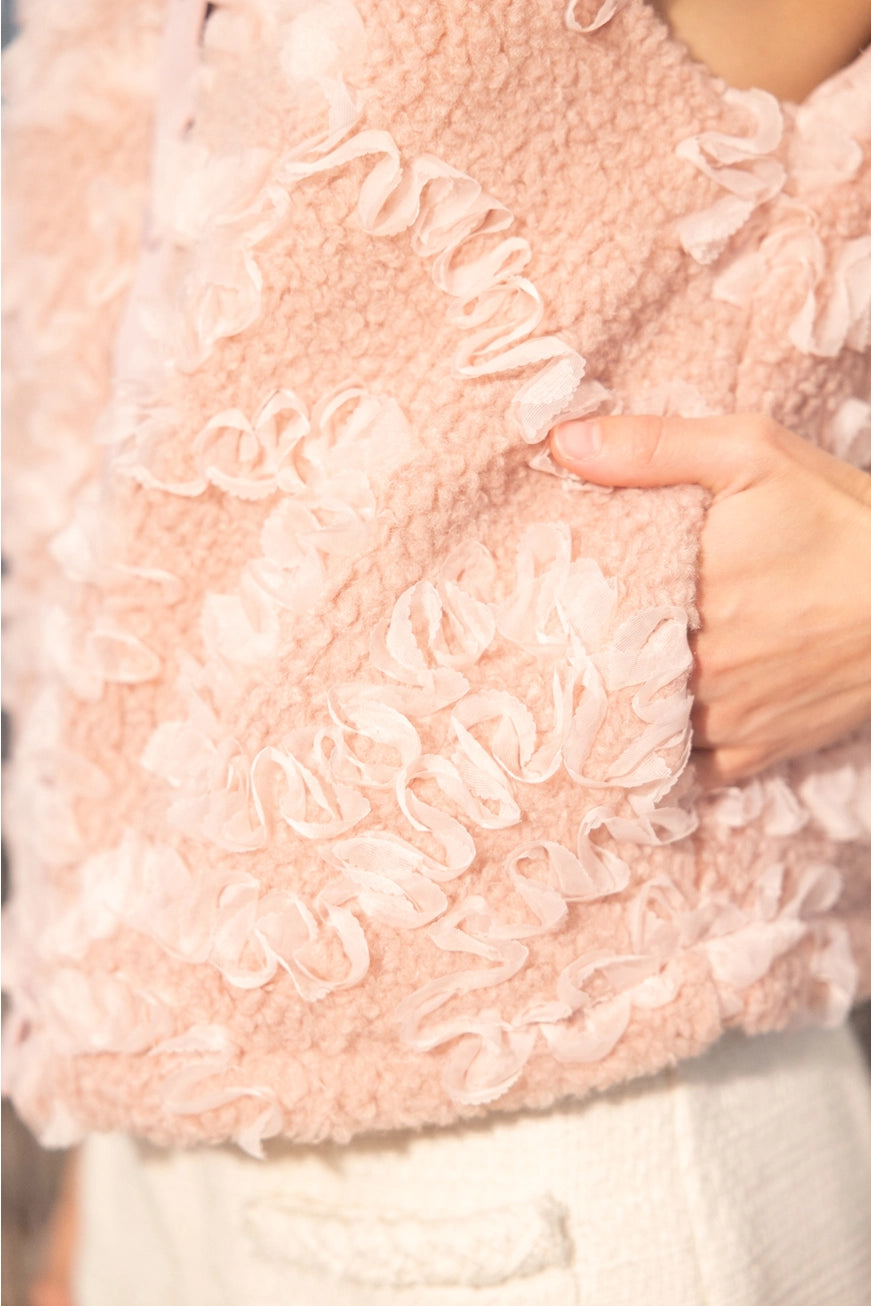 Covered Button Tulle Detailed Sherpa Vest