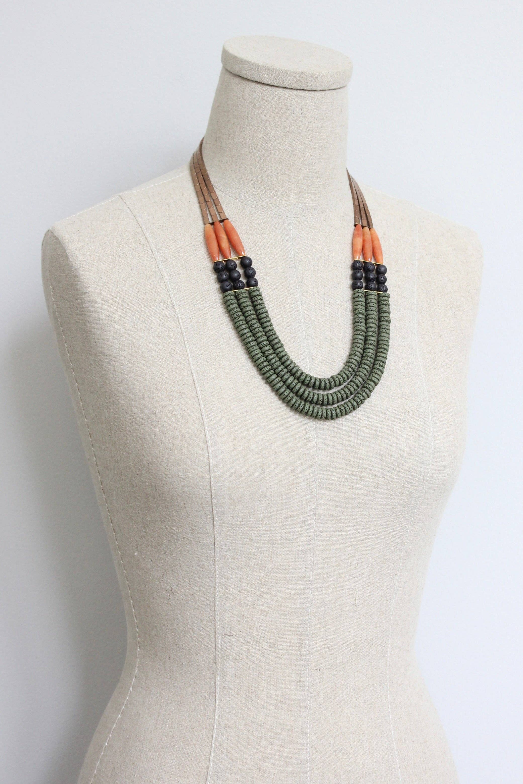 LEX221 Triple strand moss, jet, and carnelian necklace