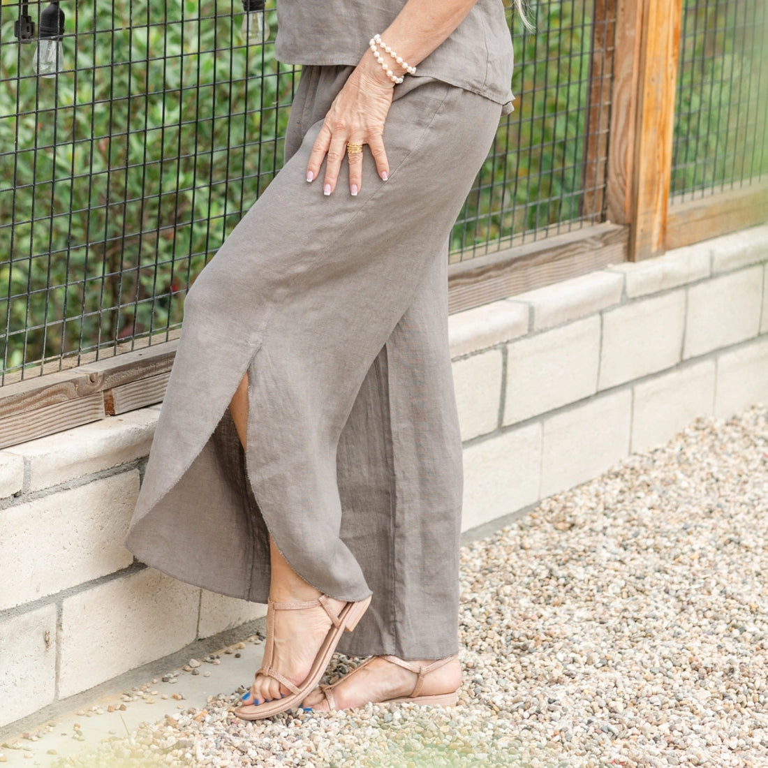 Navy Linen Side-Slit Pant