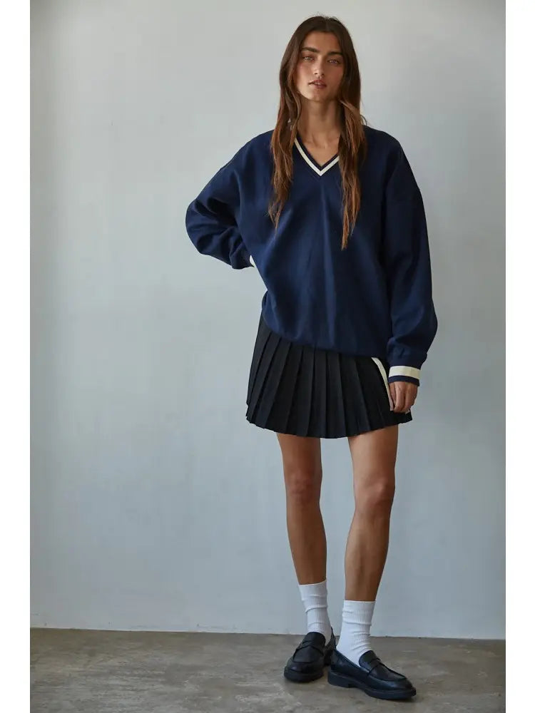 V-Neck Oversized Pullover