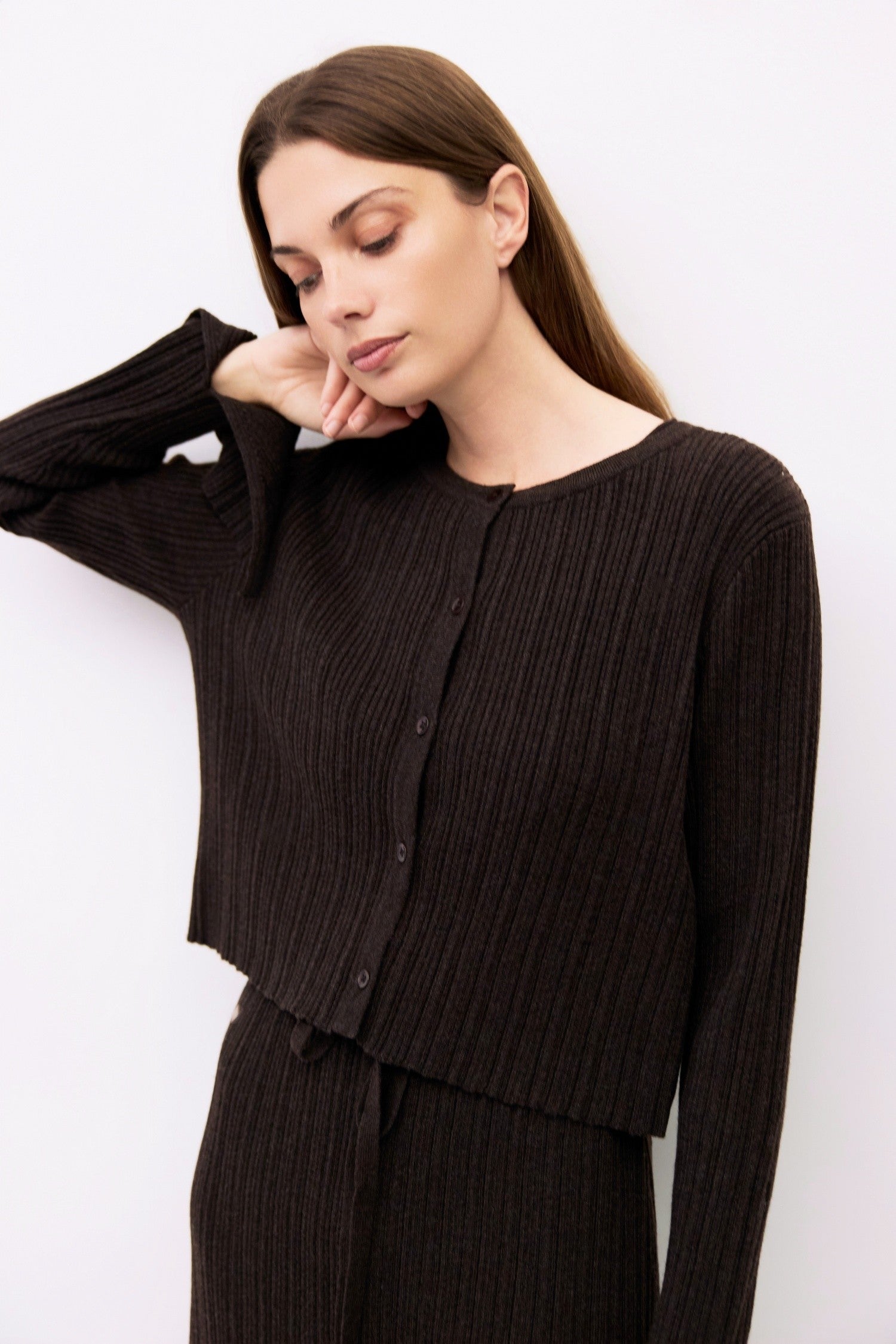 Ribbed Knit Crewneck Cardigan