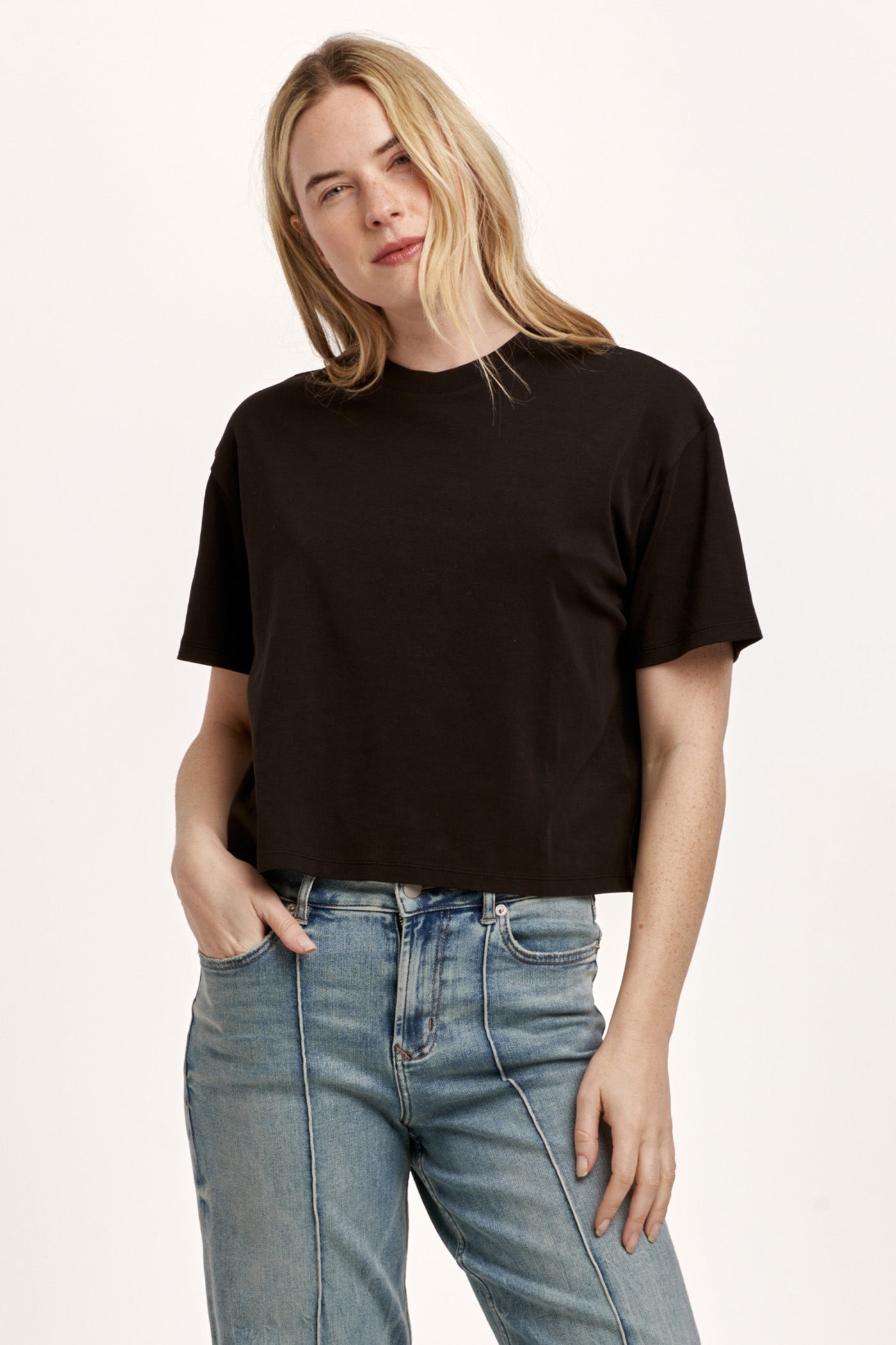Cropped Boxy Tee | Dear John Maddox
