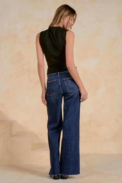 Mockneck Side Detail Tank