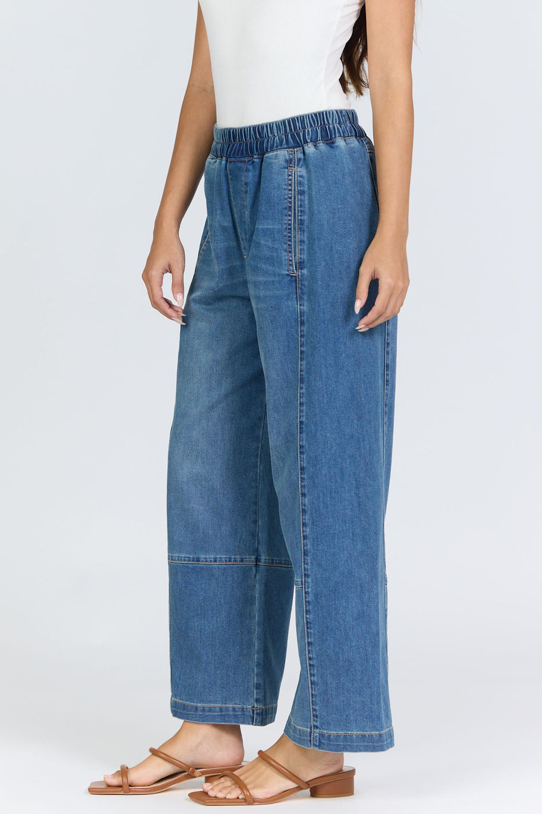 Relaxed Pull-On Wide-Leg Jeans | Dear John Della