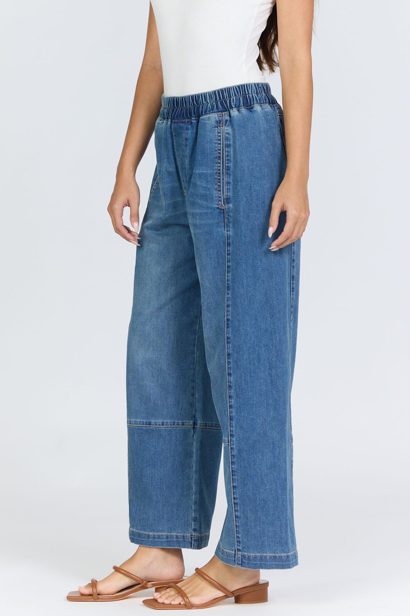 Relaxed Pull-On Wide-Leg Jeans | Dear John Della