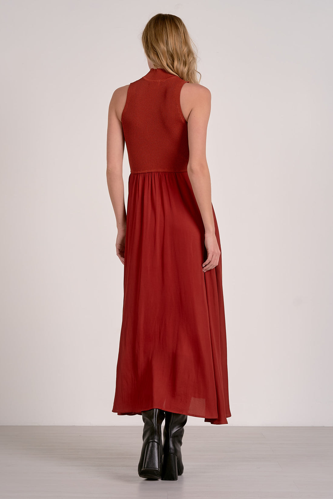 Ribbed Knit &amp; Flowy Maxi Dress