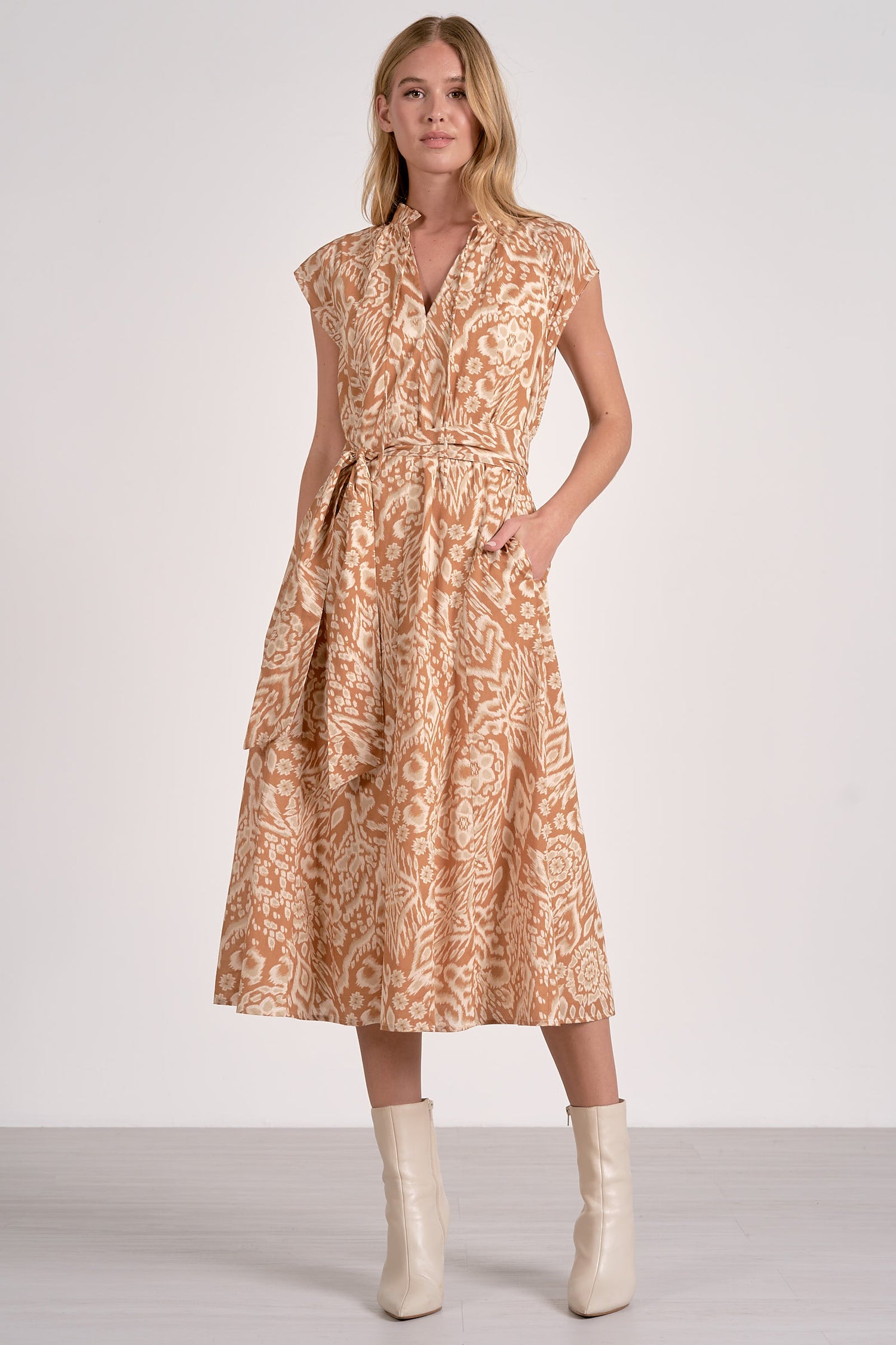 Maxi V-Neck Cap Sleeve Print Dress